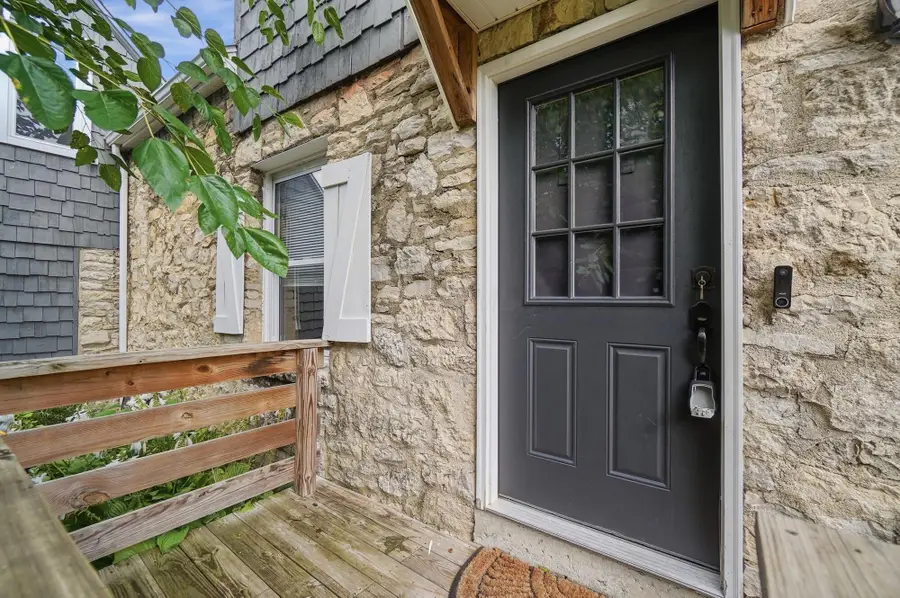 215 Brehl Avenue, Columbus, OH 43222 - #3