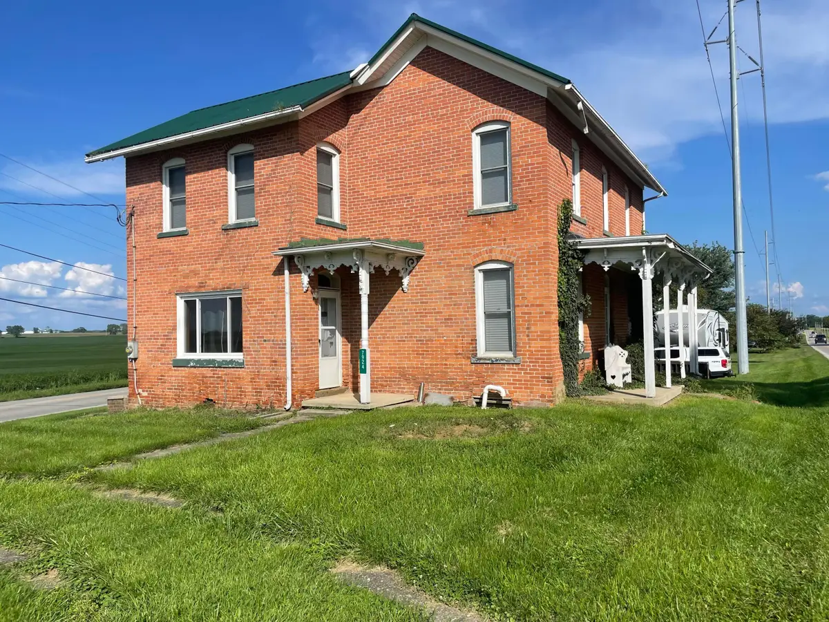 7924 E State Route 56, Circleville, OH 43113 - #1