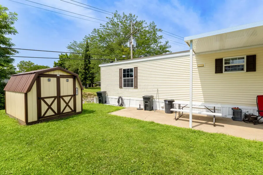 2445 Columbus-lancaster Road Nw, Lancaster, OH 43130 - #3