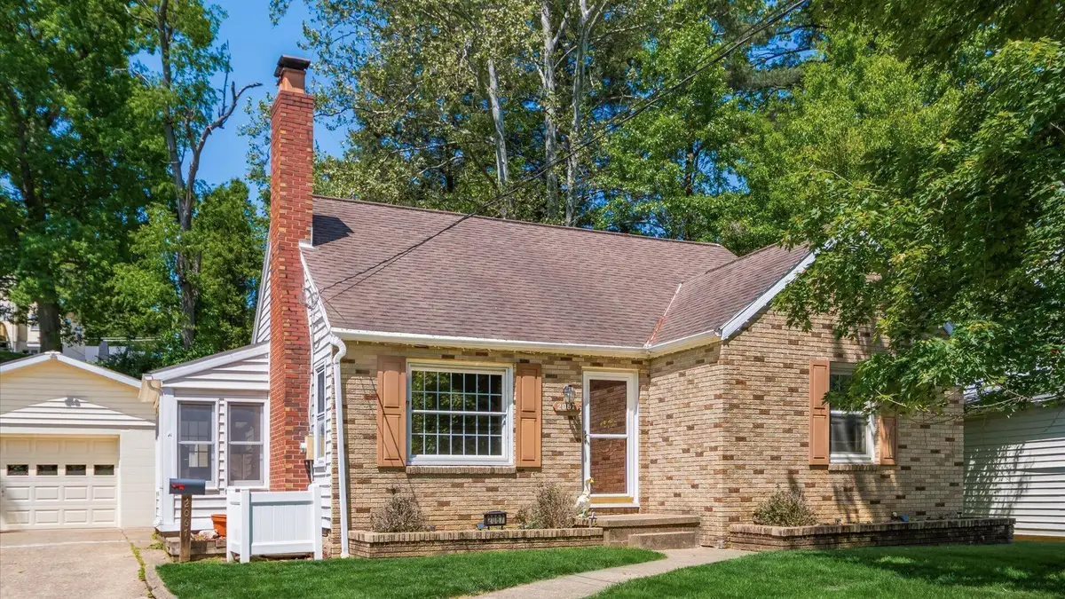 2067 Norwood Boulevard, Zanesville, OH 43701 - #1