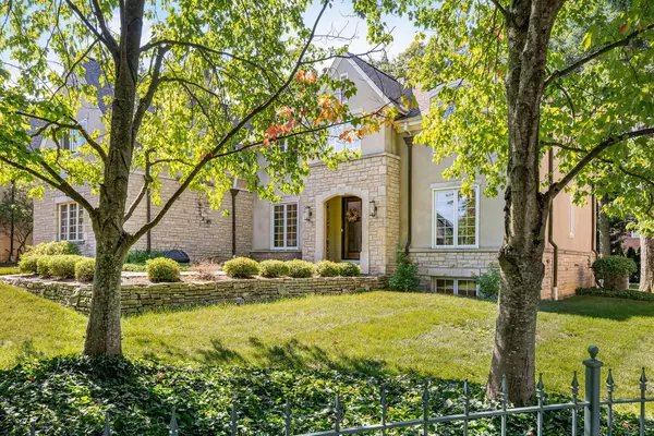 7859 Calverton Square, New Albany, OH 43054
