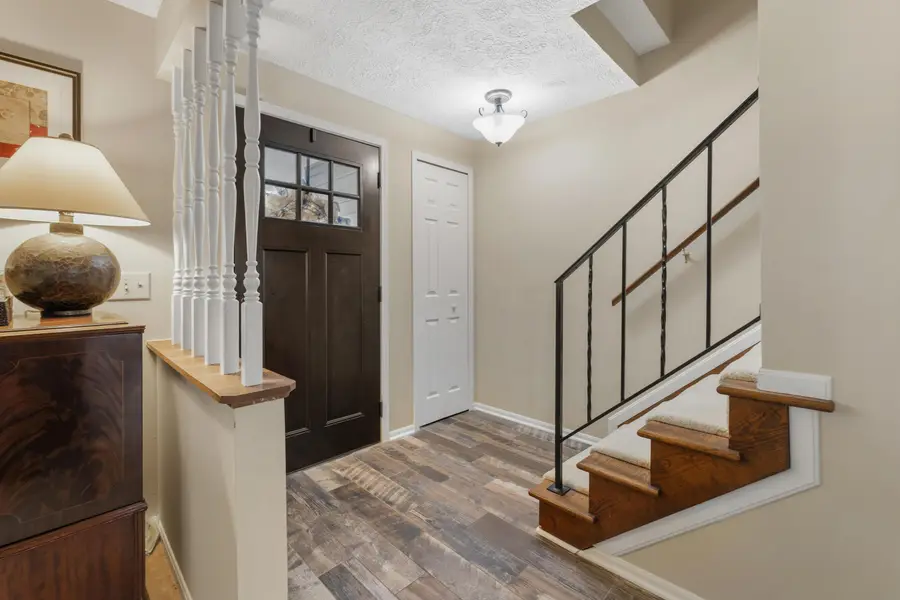 8043 Schoolside Drive, Westerville, OH 43081 - #3