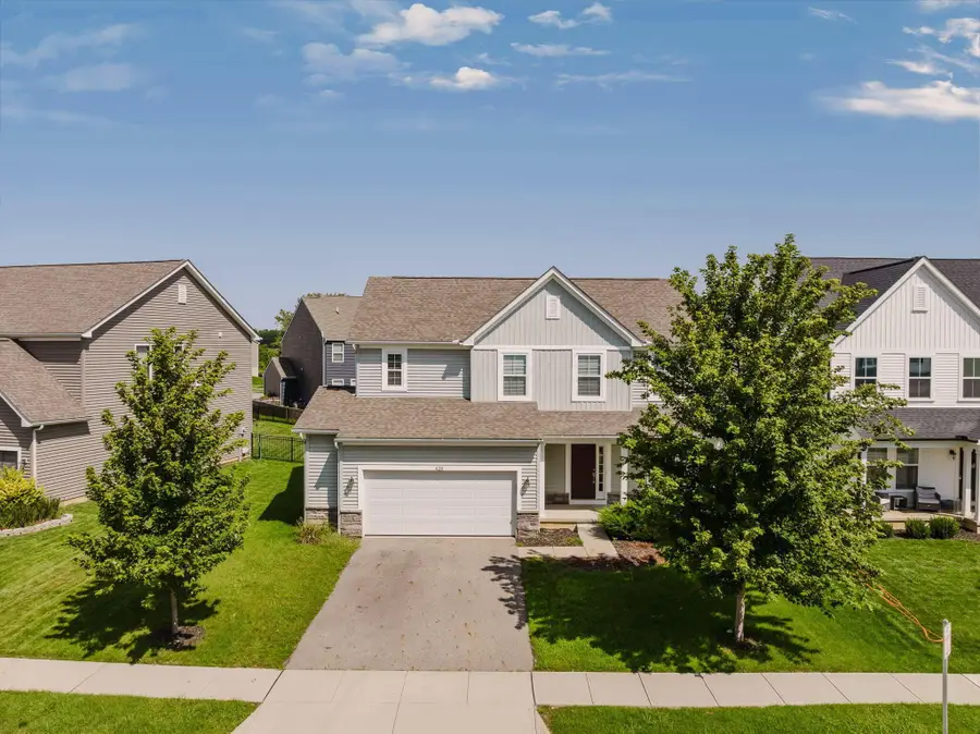 426 Oakland Hills Loop, Commercial Point, OH 43116 - #2