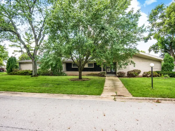 1633 S Roosevelt Avenue, Columbus, OH 43209