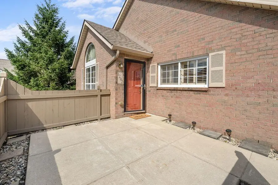1297 Amberlea Drive E, Gahanna, OH 43230 - #2