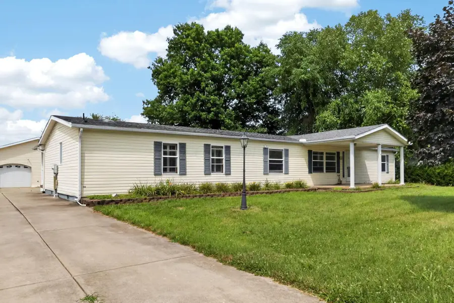 12 Stevy Lane, Frazeysburg, OH 43822 - #2