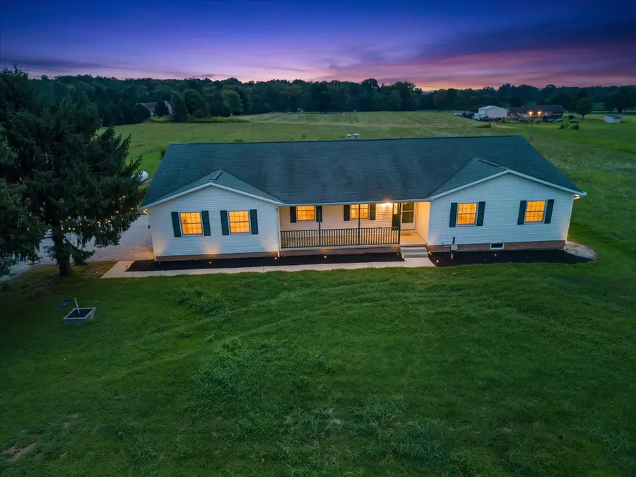 310 Hiatt Road, Clarksville, OH 45113 - #2