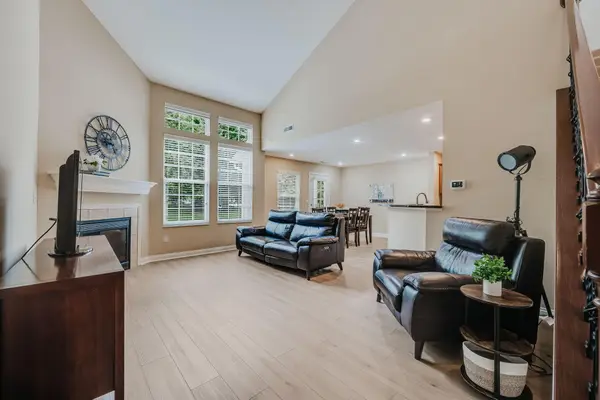 5033 Calais Drive, Columbus, OH 43221