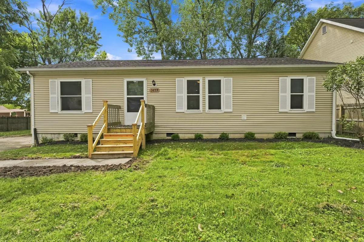 3659 Central Avenue, Grove City, OH 43123 - #1
