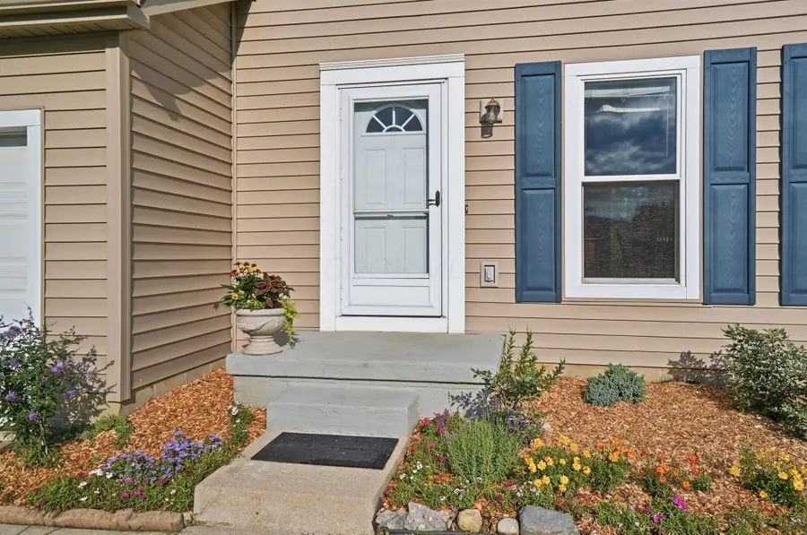 6430 Riverstone Drive, Columbus, OH 43228 - #3