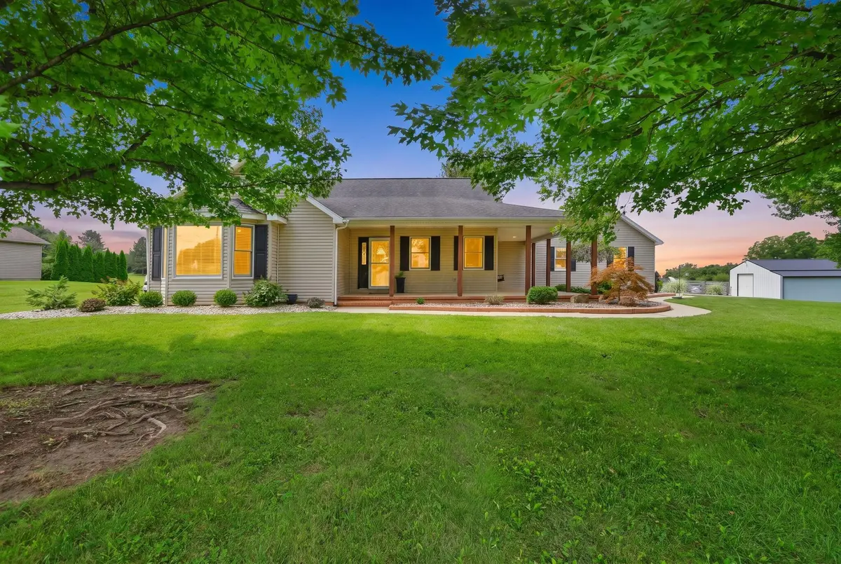 10575 State Route 56 E, Circleville, OH 43113 - #1