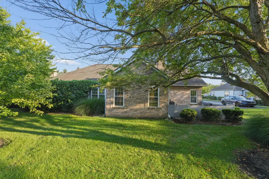 3778 Falls Circle Drive, Hilliard, OH 43026 - #2