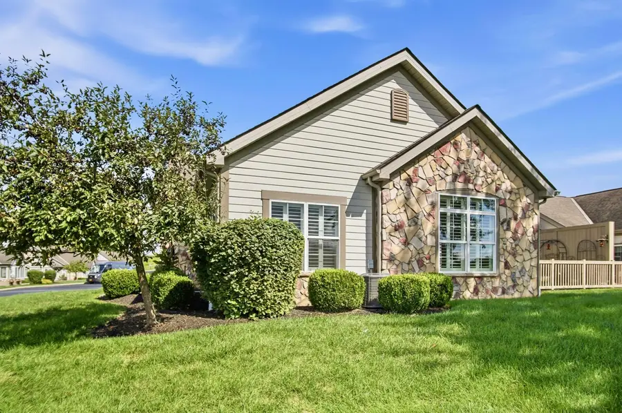 5339 W Sheffield Circle, Zanesville, OH 43701 - #3