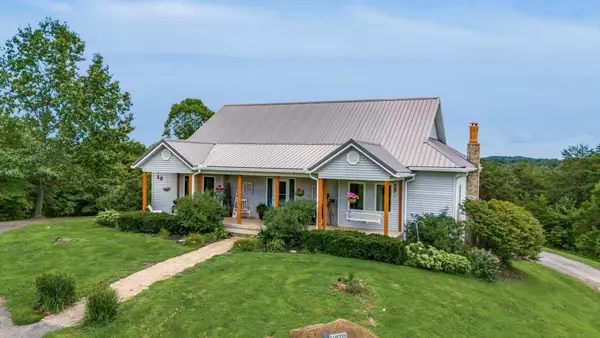 28491 Starr Route Road, Logan, OH 43138