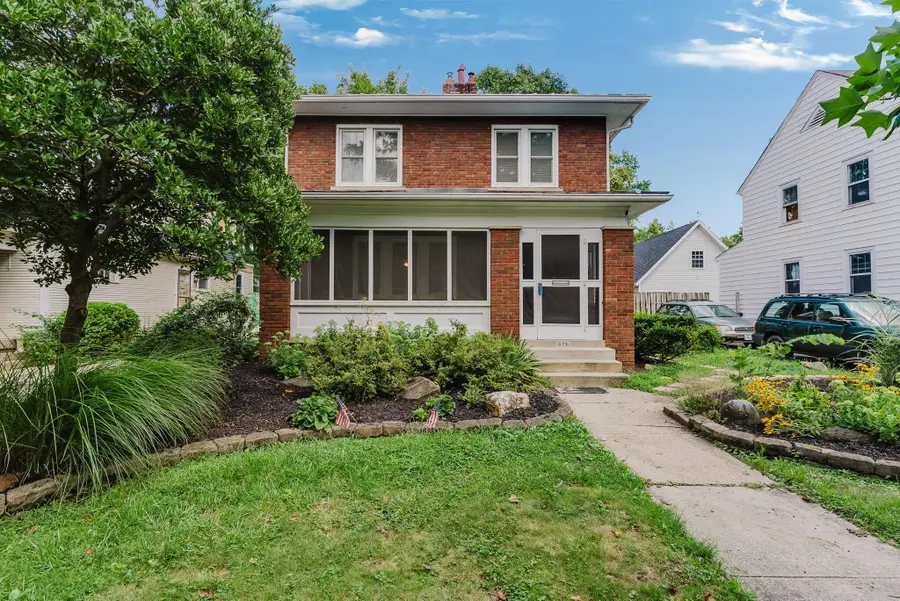 896 S Cassingham Road, Bexley, OH 43209 - #2