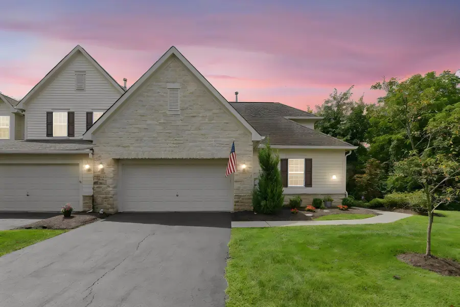 7411 Deer Valley Crossing, Powell, OH 43065 - #2