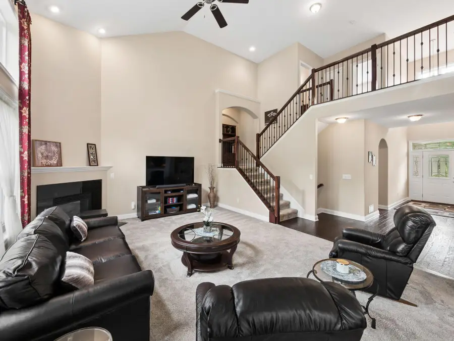 820 Ballater Drive, Delaware, OH 43015 - #3