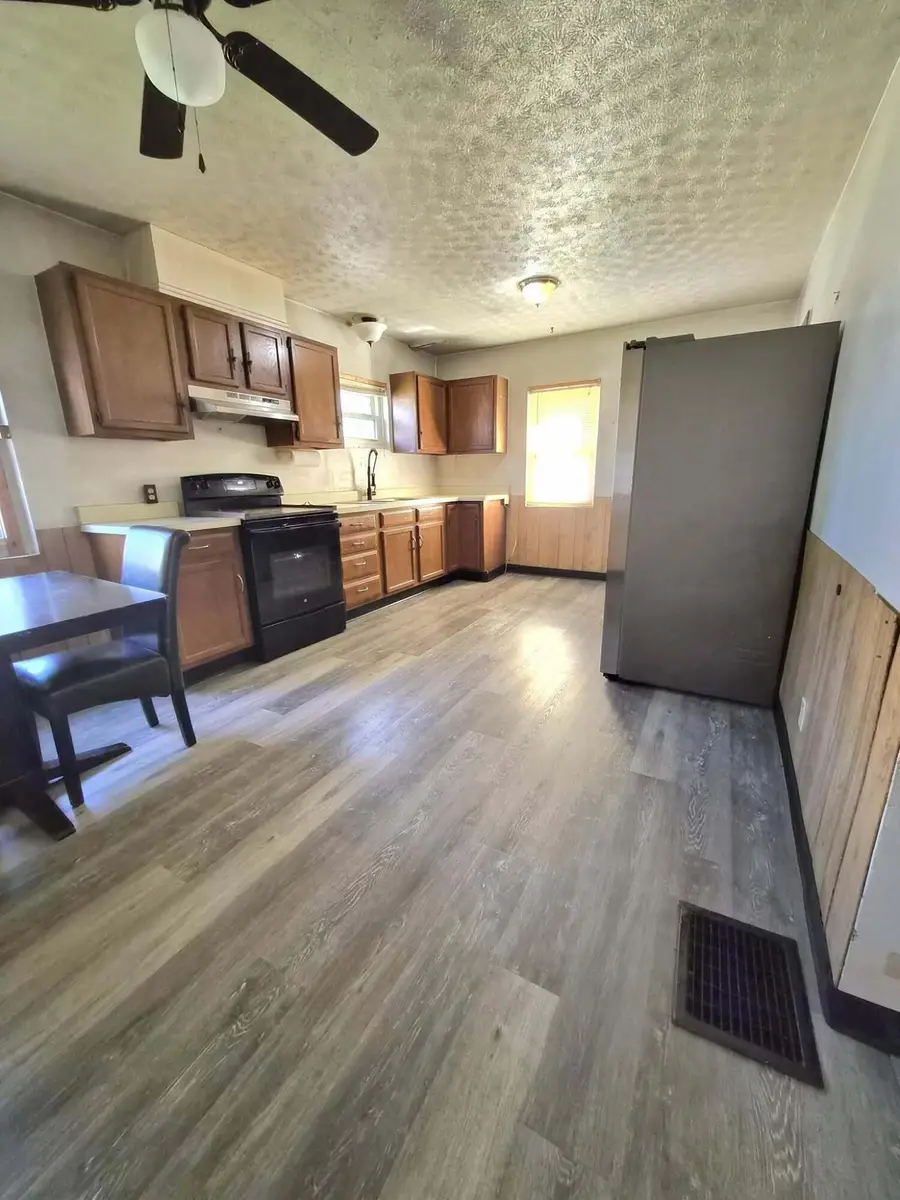 210 West Street, Groveport, OH 43125 - #2