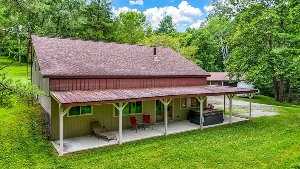 14933 Rhoads Road, Logan, OH 43138