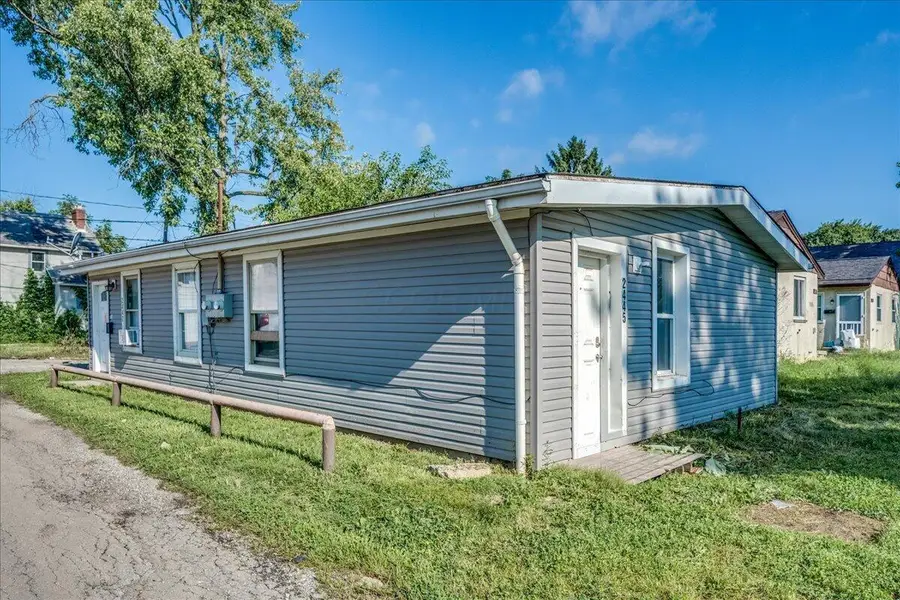 2445-2447 Hiawatha Street, Columbus, OH 43211 - #2