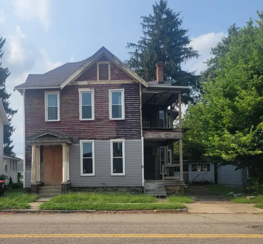 108 W Locust Street, Newark, OH 43055 - #2