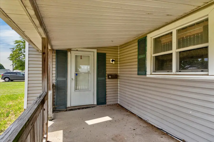 6 Creamer Street, Jeffersonville, OH 43128 - #2