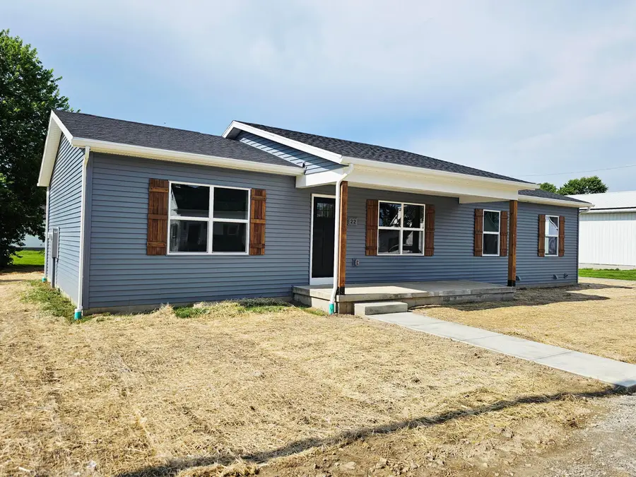 22 Cross Street, Bloomingburg, OH 43106 - #3