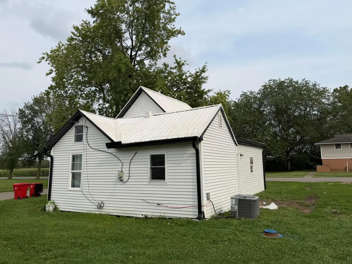 22 Fairview Avenue, London, OH 43140 - #1