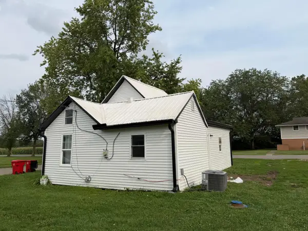 22 Fairview Avenue, London, OH 43140