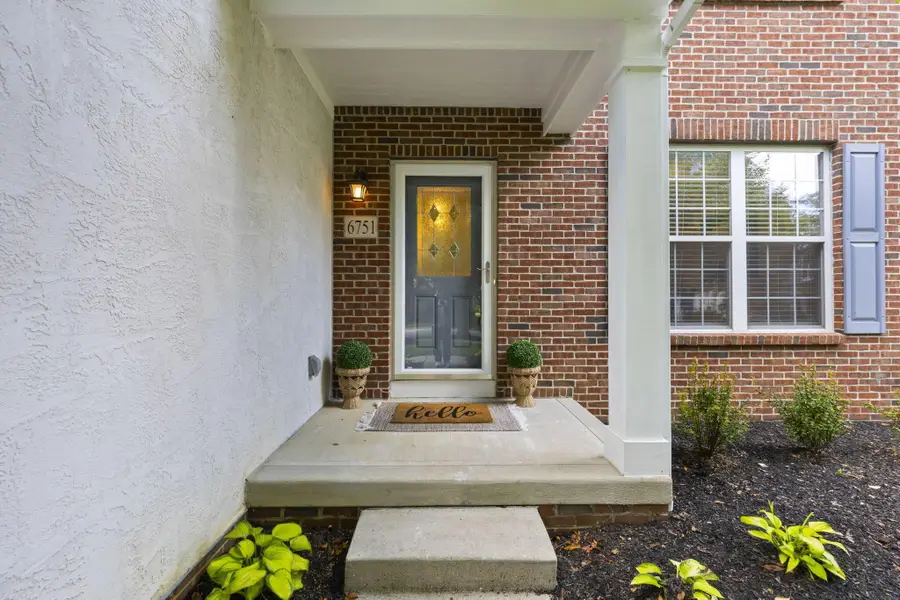 6751 Burnside Lane, Dublin, OH 43016 - #2