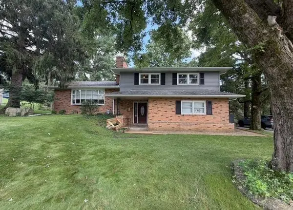 520 Lynwood Lane, Lancaster, OH 43130