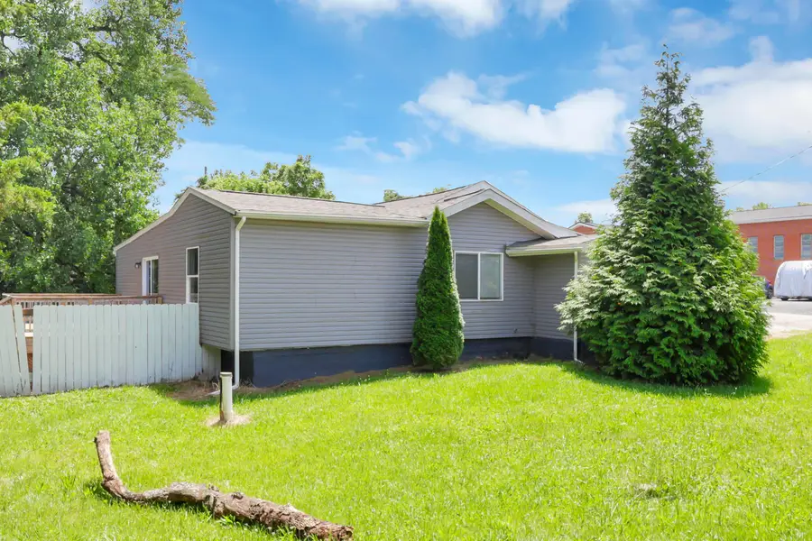 6955 London Groveport Road, Grove City, OH 43123 - #2