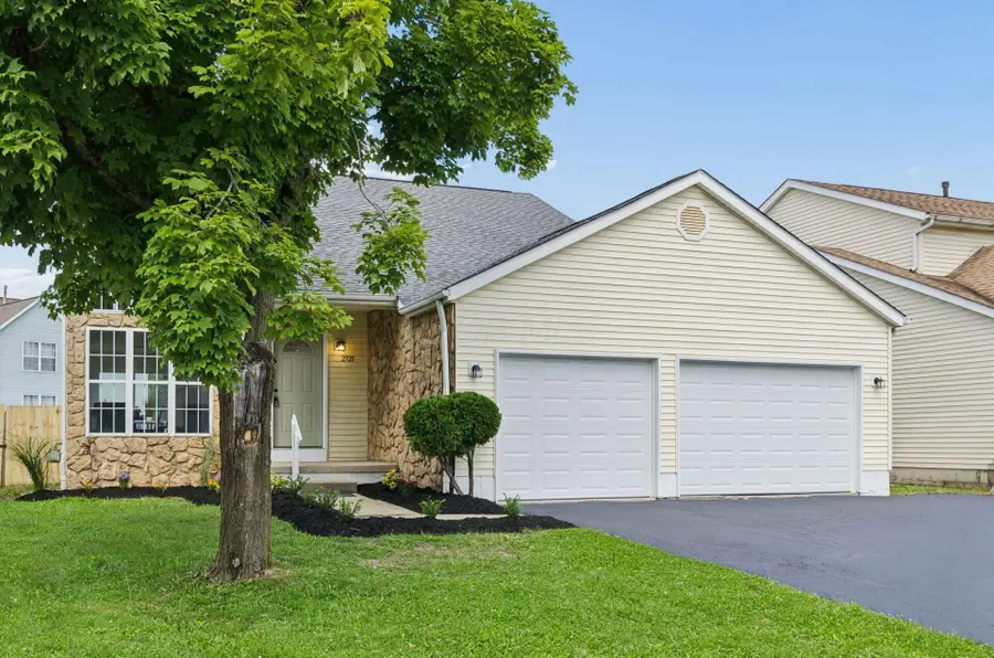 2721 Barrows Road, Columbus, OH 43232 - #2
