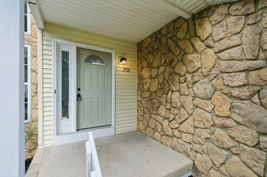 2721 Barrows Road, Columbus, OH 43232 - #3