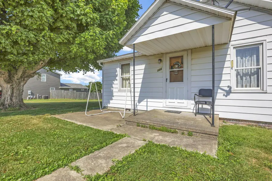 300 Halderman Street, Amanda, OH 43102 - #3