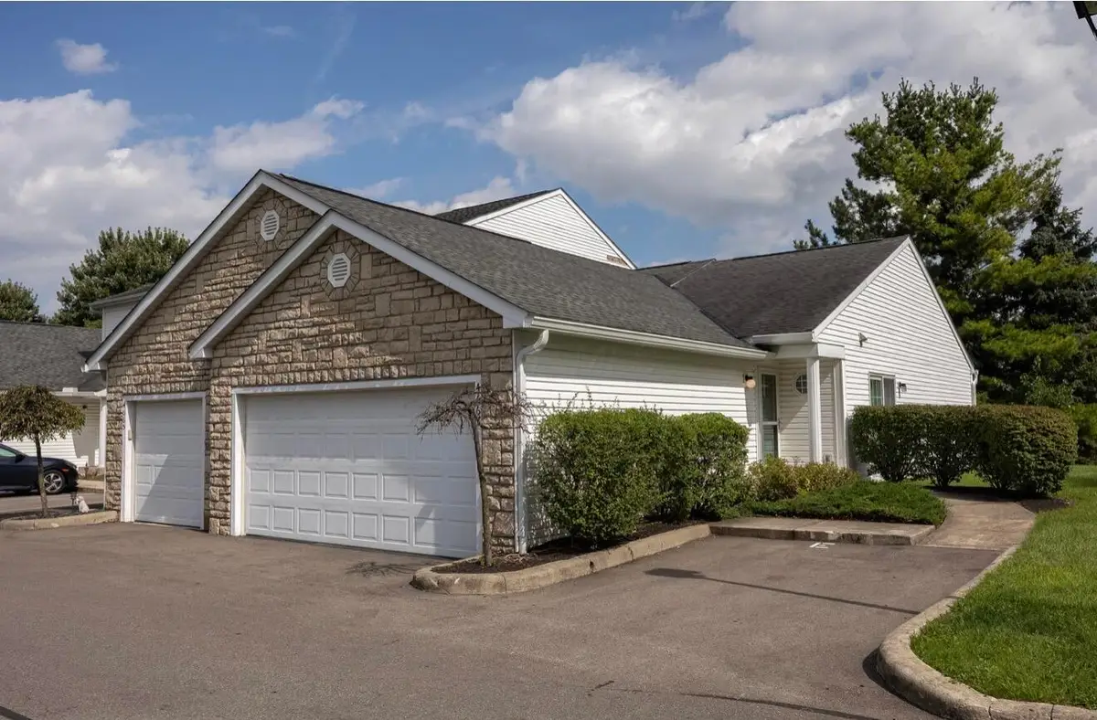 4667 Hobson Drive, Columbus, OH 43228 - #1