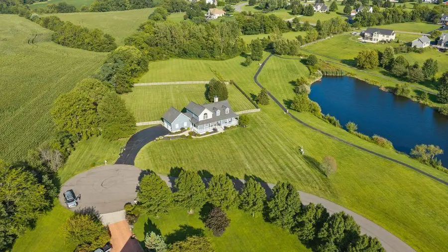 8425 Heather Lake Drive Nw, Canal Winchester, OH 43110 - #3
