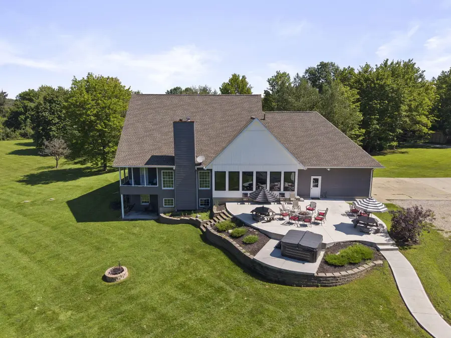 120 Woody Knoll Drive, Thornville, OH 43076 - #3