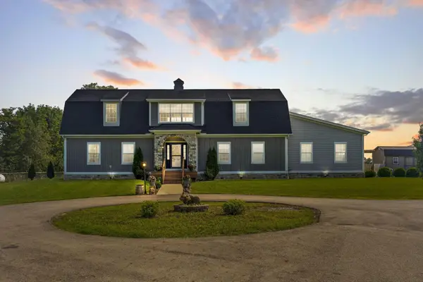 8225 Carters Mill Road, Plain City, OH 43064