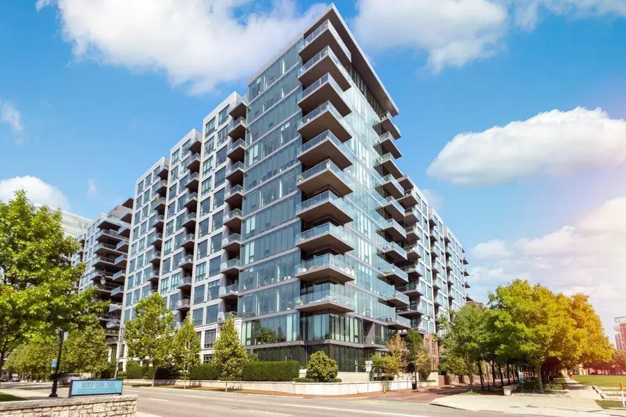 225 John H Mcconnell Boulevard, Columbus, OH 43215 - #3