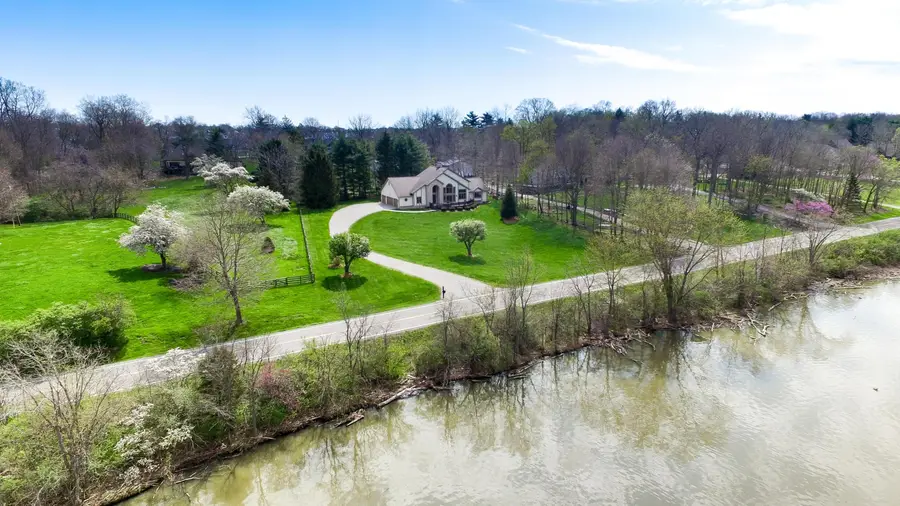 7263 Riverside Drive, Powell, OH 43065 - #2