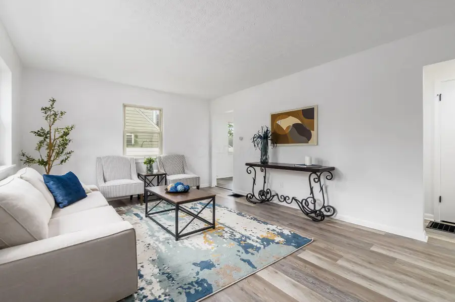 1196 Frisbee Drive, Columbus, OH 43224 - #3