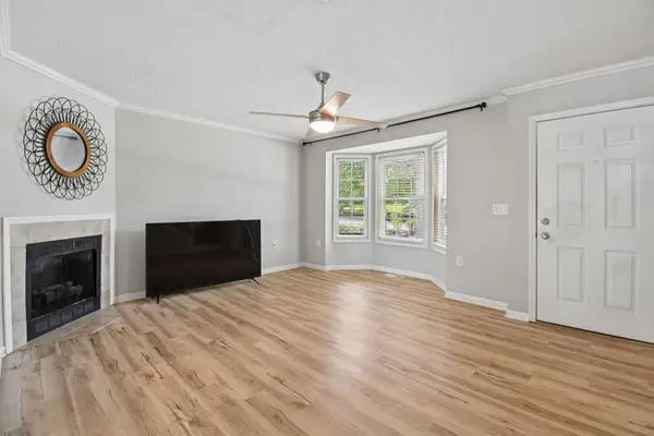 3067 Glenloch Circle, Dublin, OH 43017