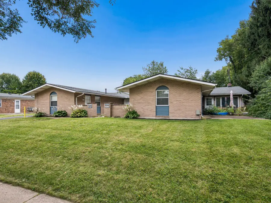 2400-2406 Red Coach Drive, Springfield, OH 45503 - #2