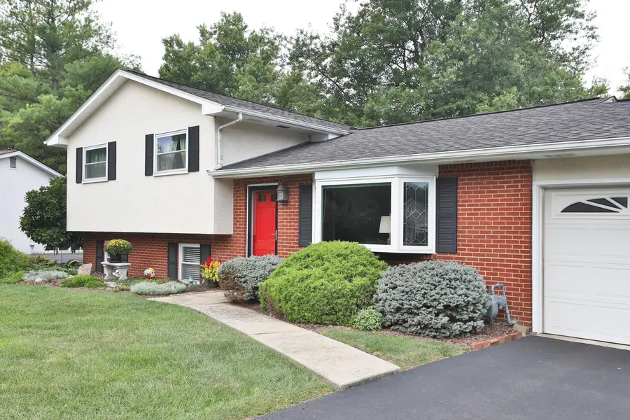 5391 Banbury Drive, Columbus, OH 43235 - #2