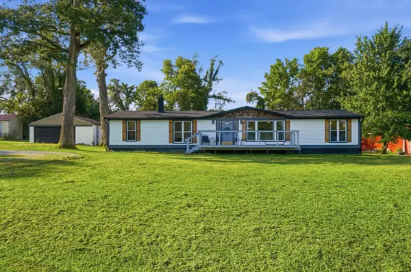 6105 London Groveport Road, Grove City, OH 43123