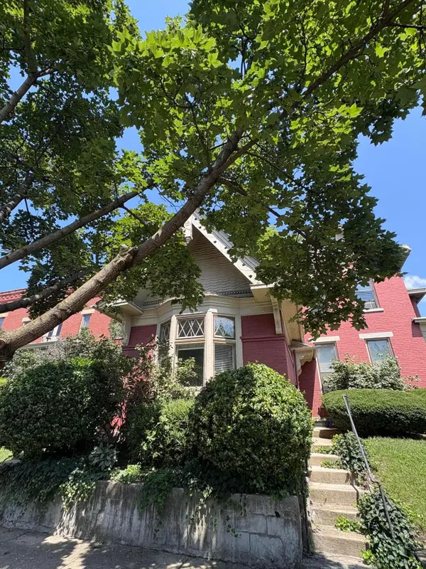 74 W 1st Avenue, Columbus, OH 43201