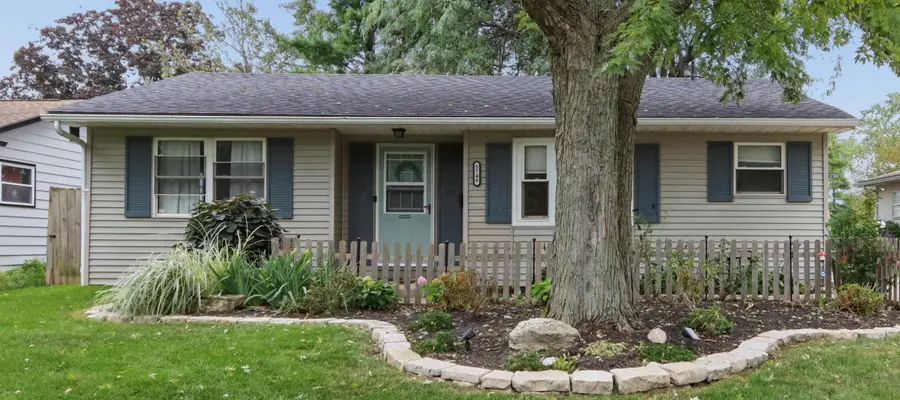 5748 N Meadows Boulevard, Columbus, OH 43229 - #2