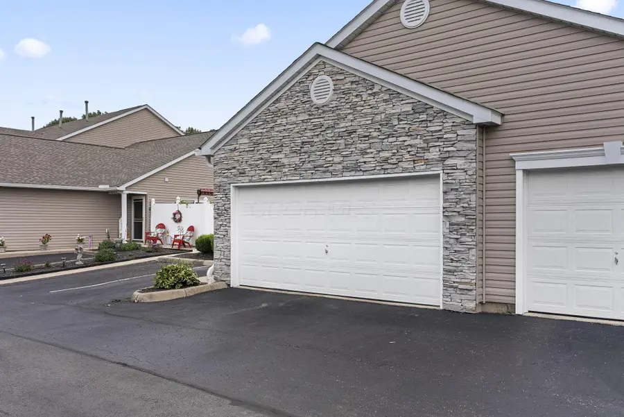 5164 Mantua Drive, Canal Winchester, OH 43110 - #3