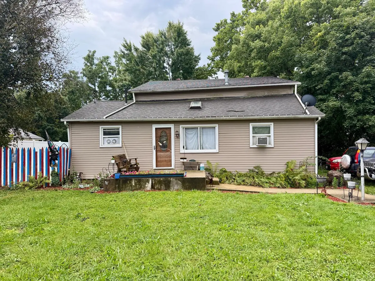 102 Vine Street E, Edison, OH 43320 - #1